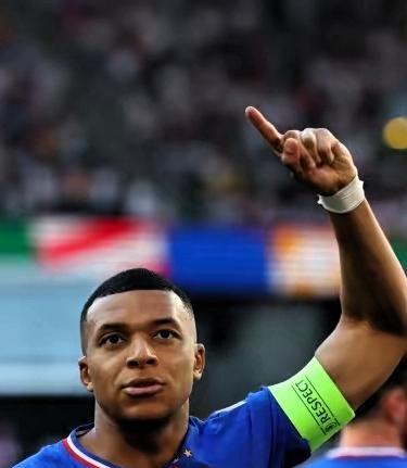 姆巴佩追平, img, 更将自己的 姆巴佩追平, img, 更将自己的