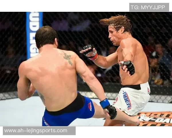 米奥西奇与多斯桑托斯激战在即谁将成为重量级拳坛新王